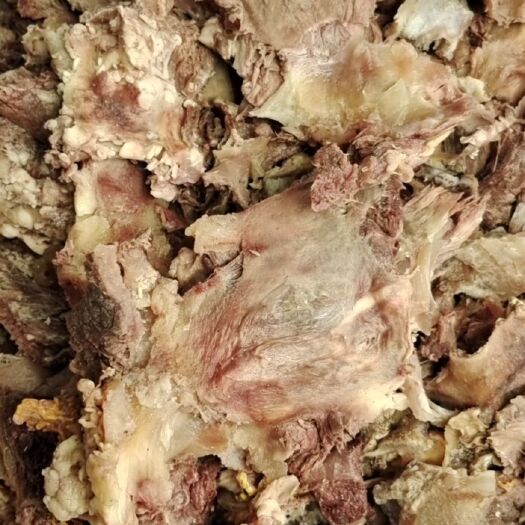 牛碎肉  牛骨  高端剔骨肉，现货，足金足量，块整油少
散装
