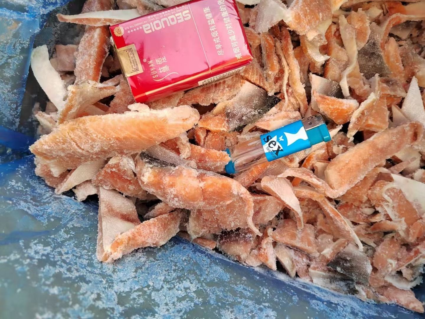 三文鱼马哈鱼肉粉鲑鱼边角料马哈鱼肉