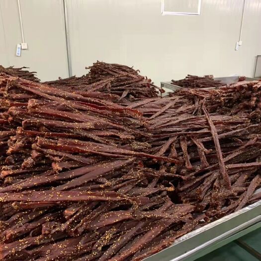 成都牛肉干  厂家直销 风干牛肉 风干猪肉 风干鸭肉四川阿坝特产