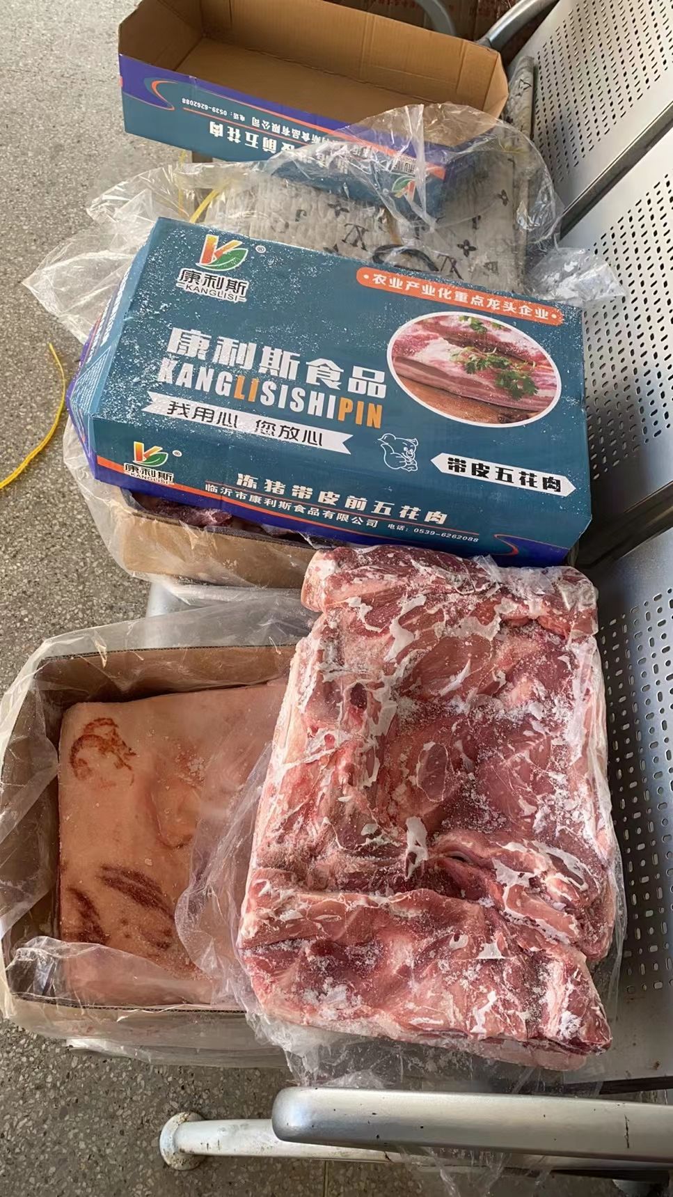 带皮前五花肉/前上肉，工厂源头直售，质量稳定，欢迎选购！
