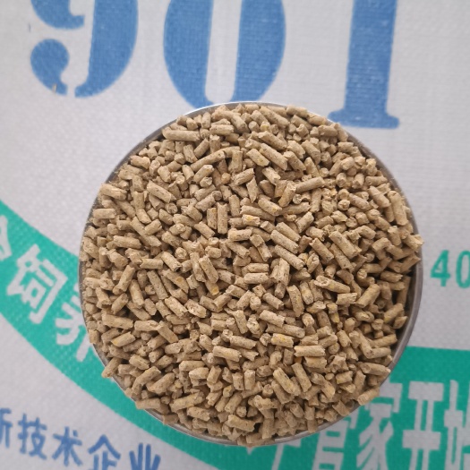 郯城县羔羊开口料1号料抗拉稀生长快羔羊更健康绵羊羔山羊羔40KG