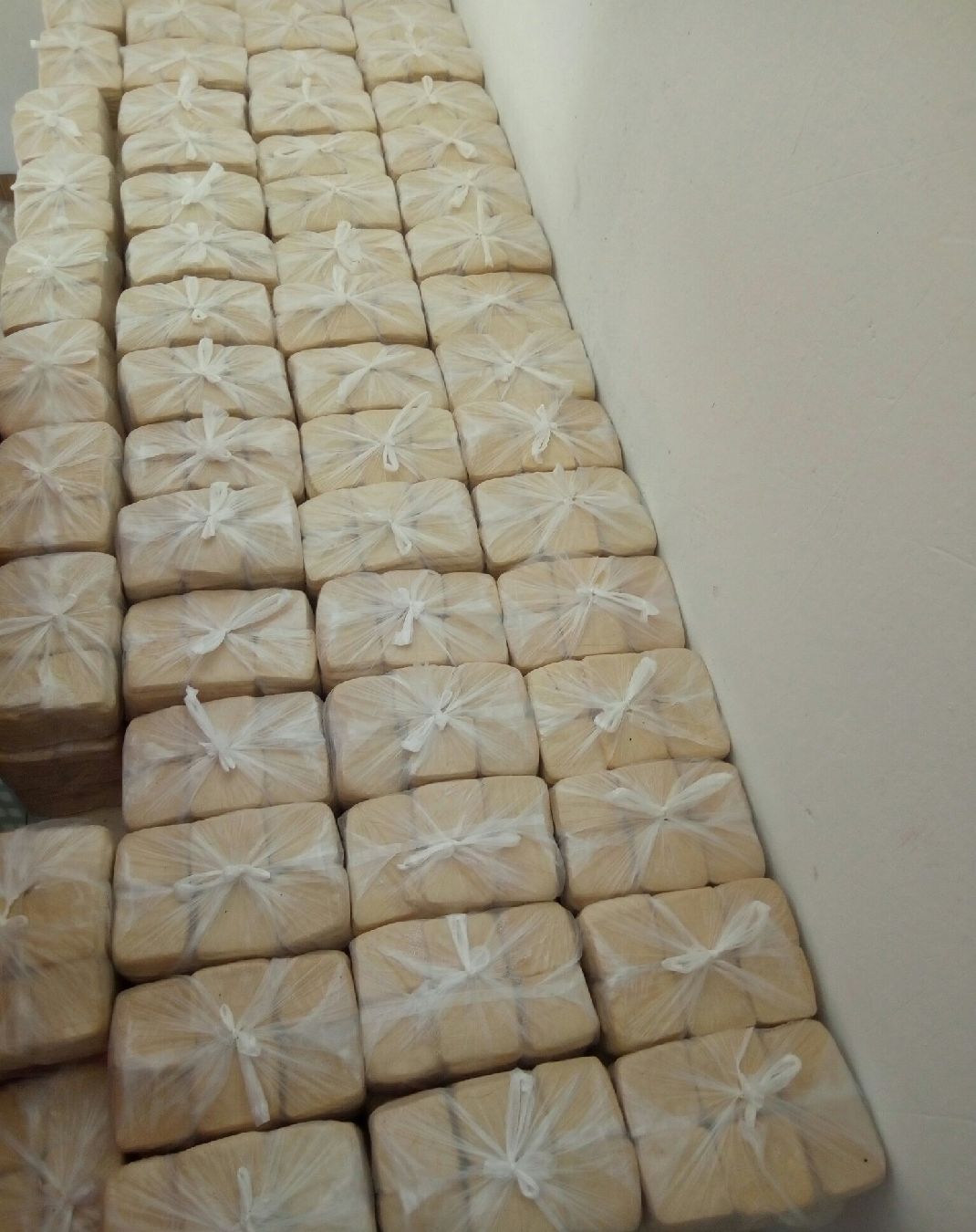 贵州特产大方六龙手撕豆干古老的传承小时候的味道臭豆干