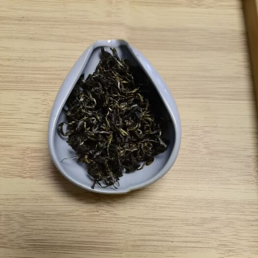 凤冈县柴火炒明前福鼎茶，回甘持久是一款很不错的口粮茶。