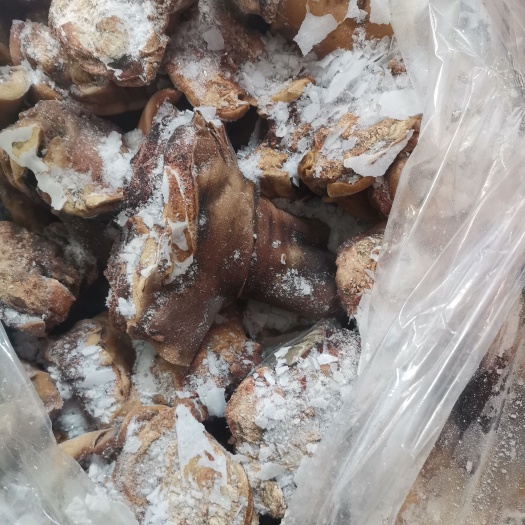 牛耳朵，牛嘴鼻，牛脸皮，火燎去毛