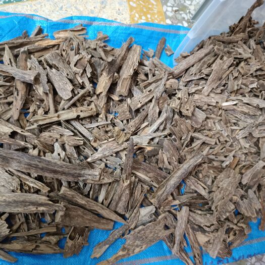 北流市中药材沉香虫漏熏香原料，可入药