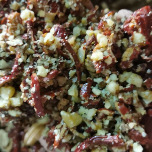 沧县食品厂专用枣丝，枣条，核头和枣丝在一起可以做馅料，全部新货