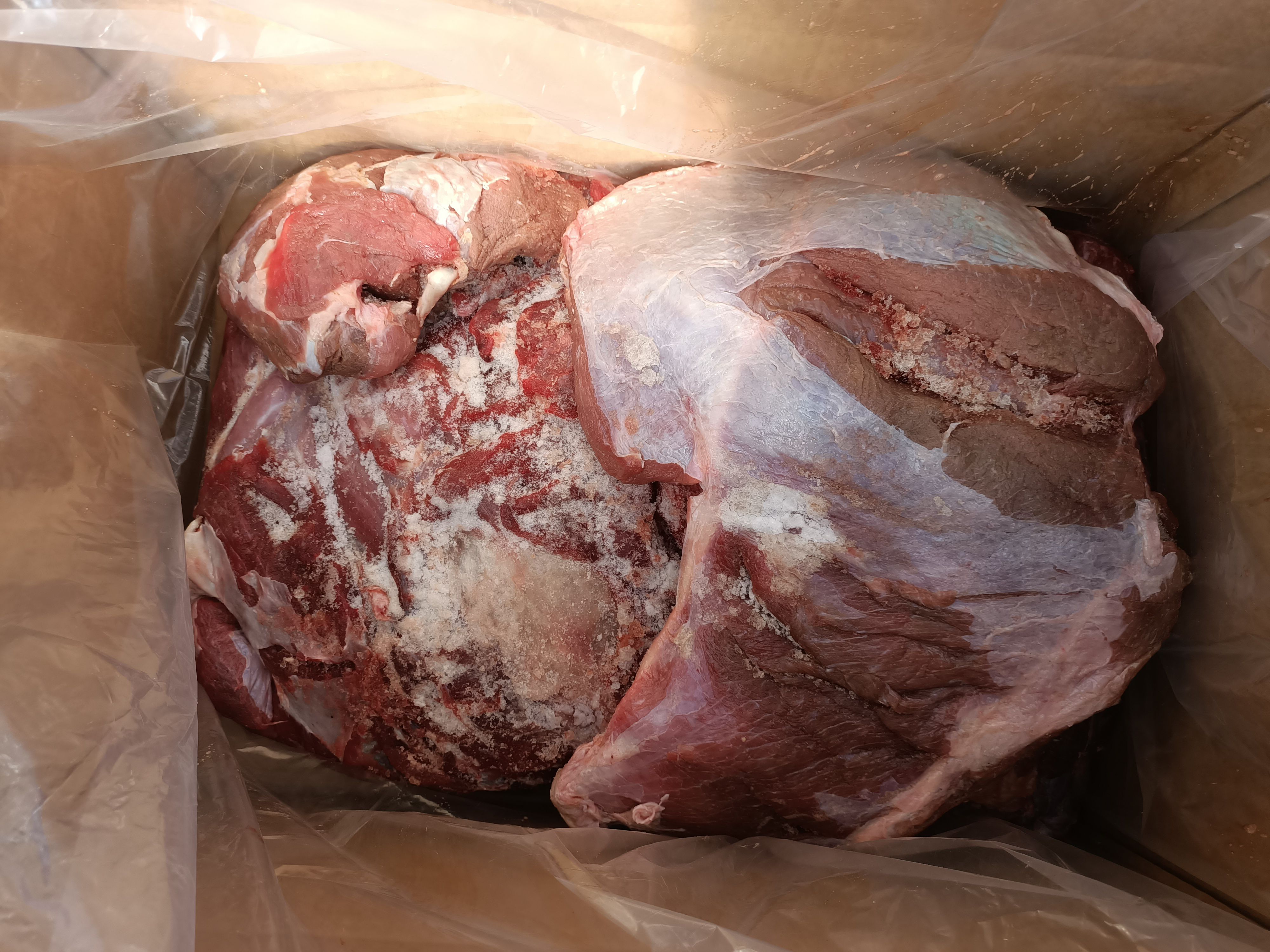 鮮凍牛肉，精修去油去骨