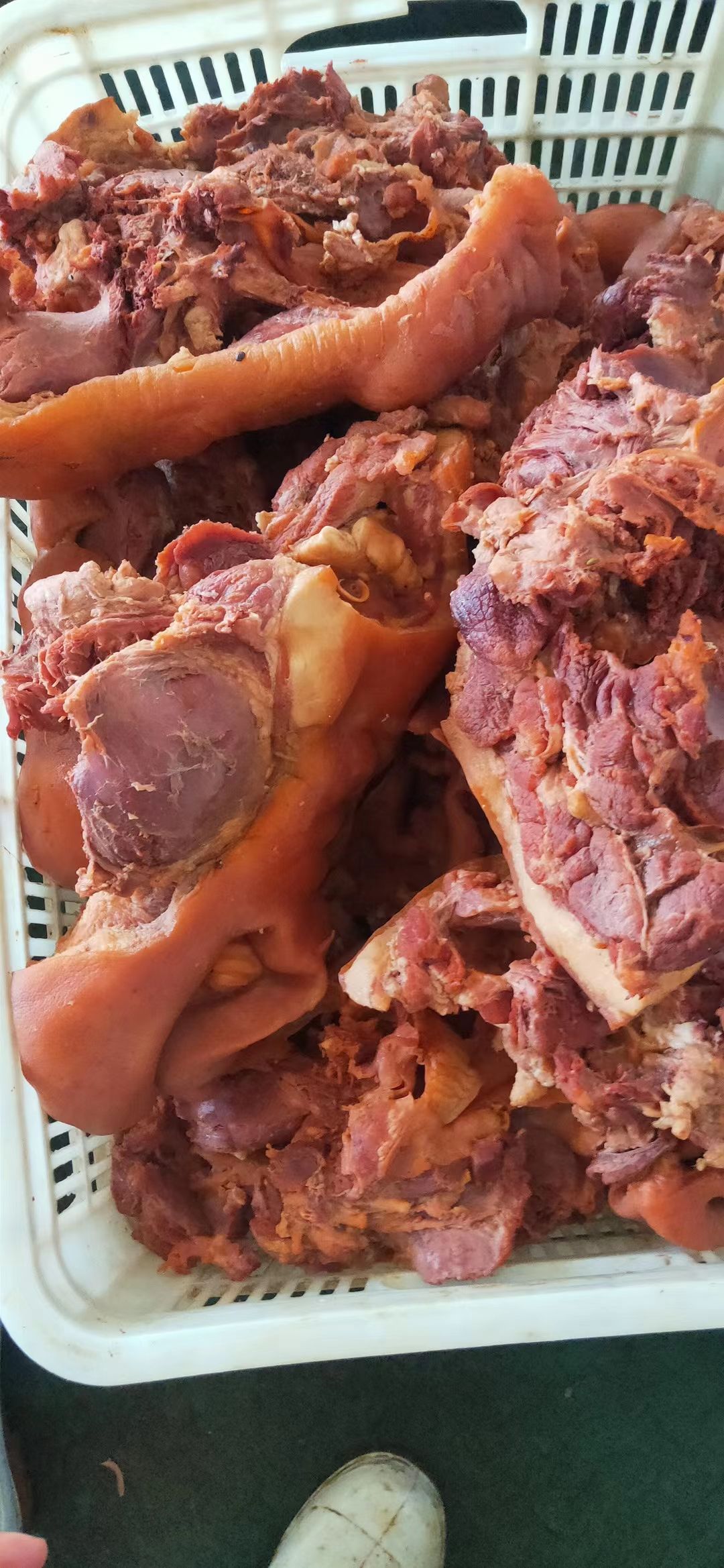 猪头肉、五香全熟卤猪头肉