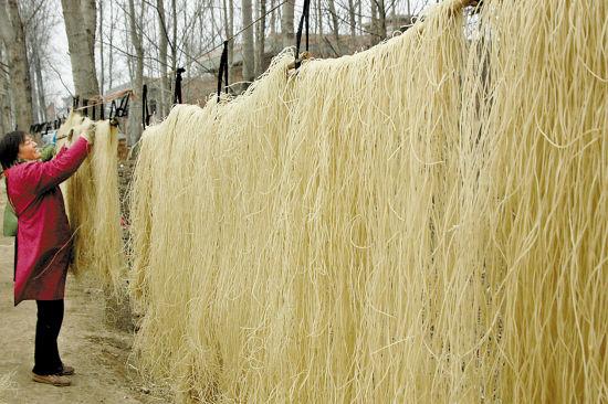 红薯粉条手工红薯粉条货真价实味道纯营养丰富