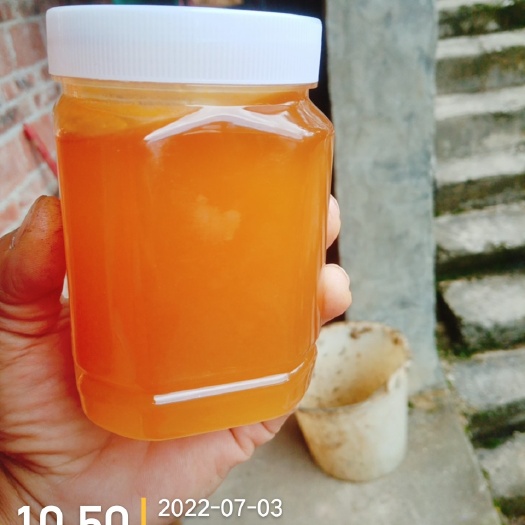 广南县古蚌土蜂蜜，营养丰富。