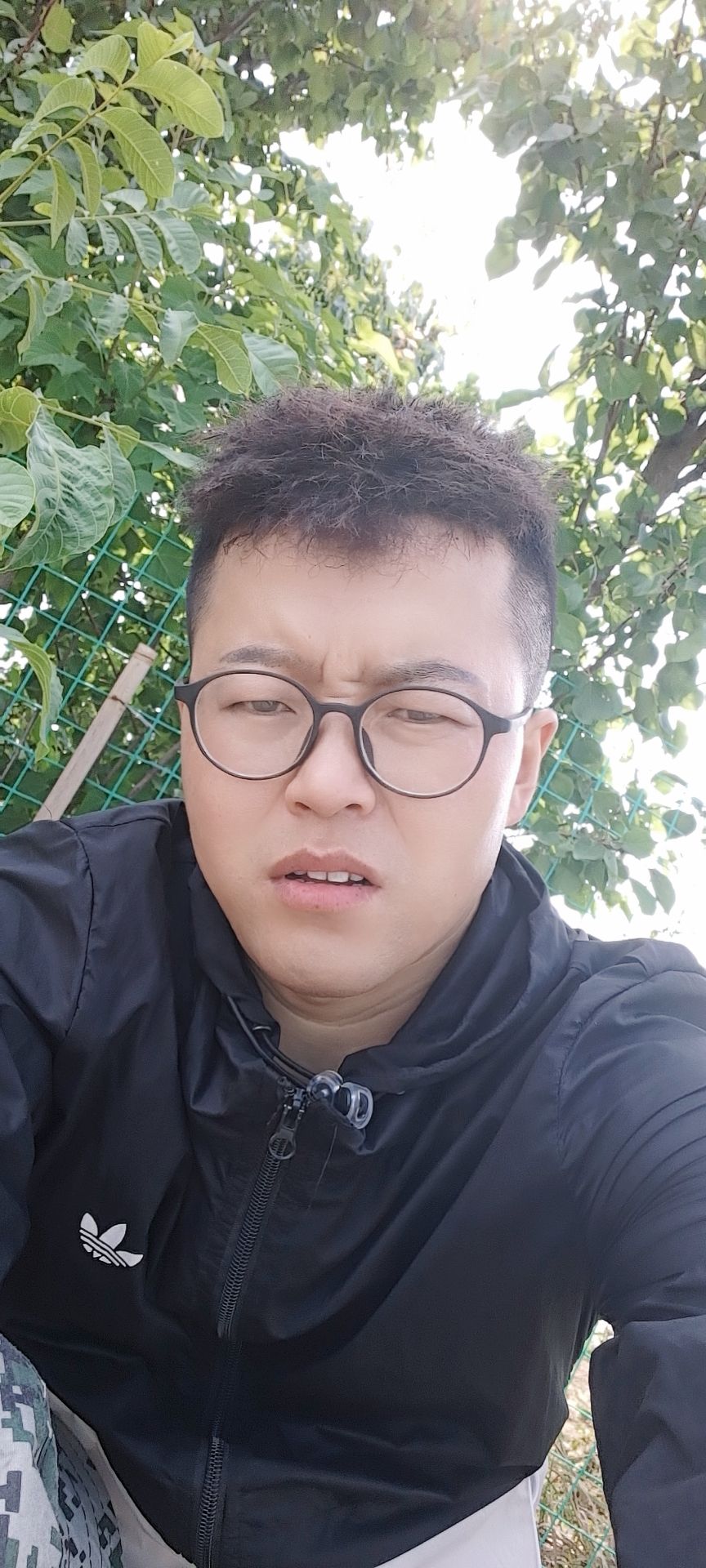 甘肃庆阳麒麟美都西瓜，皮薄，甜度高，大红壤，色泽圆润。质量好
