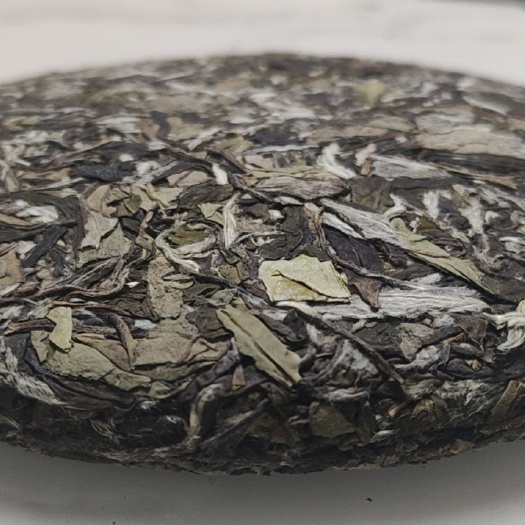 柘荣县16年特级白牡丹饼