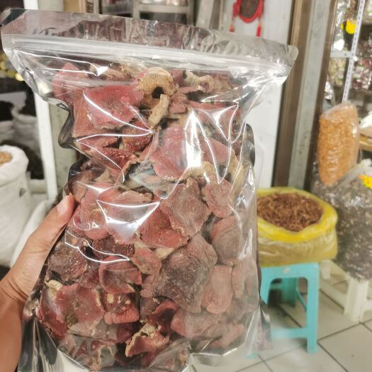 思茅云南野生大红菌，煮鸡味更好
