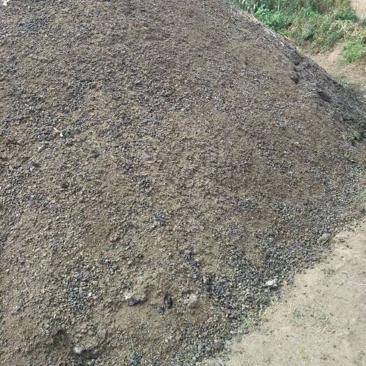 合水县甘肃省庆阳市农户山羊羊粪大量出销中