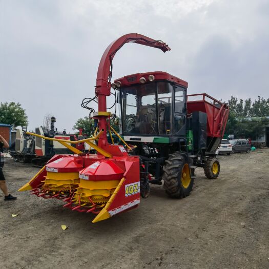 160马力中国收获底盘，加装全新2400型高速圆盘割台青储机