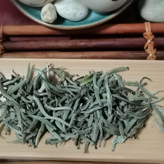 凤庆县明前白毫银针高级