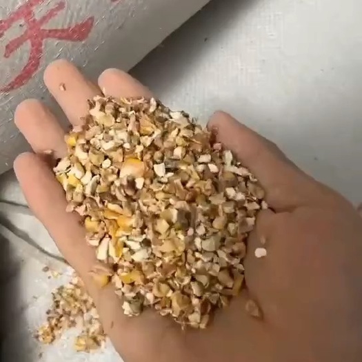 郓城县碎玉米面粉厂过筛碎玉米下脚料养殖专用厂家直销量大从优
