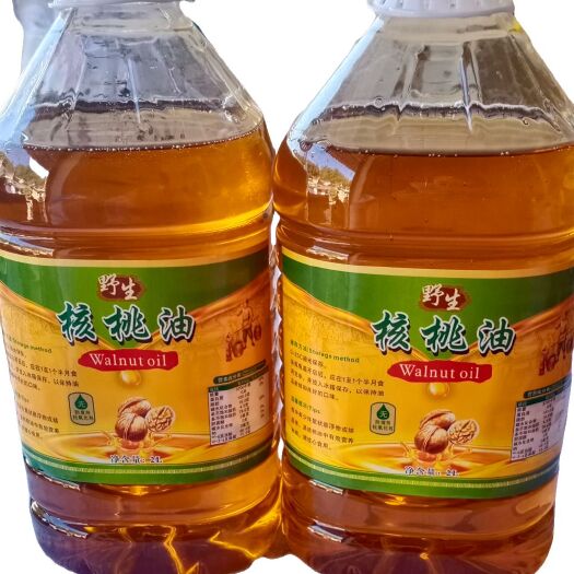 云龙县2022批发现榨核桃油，冷榨，纯核桃油，不添加。