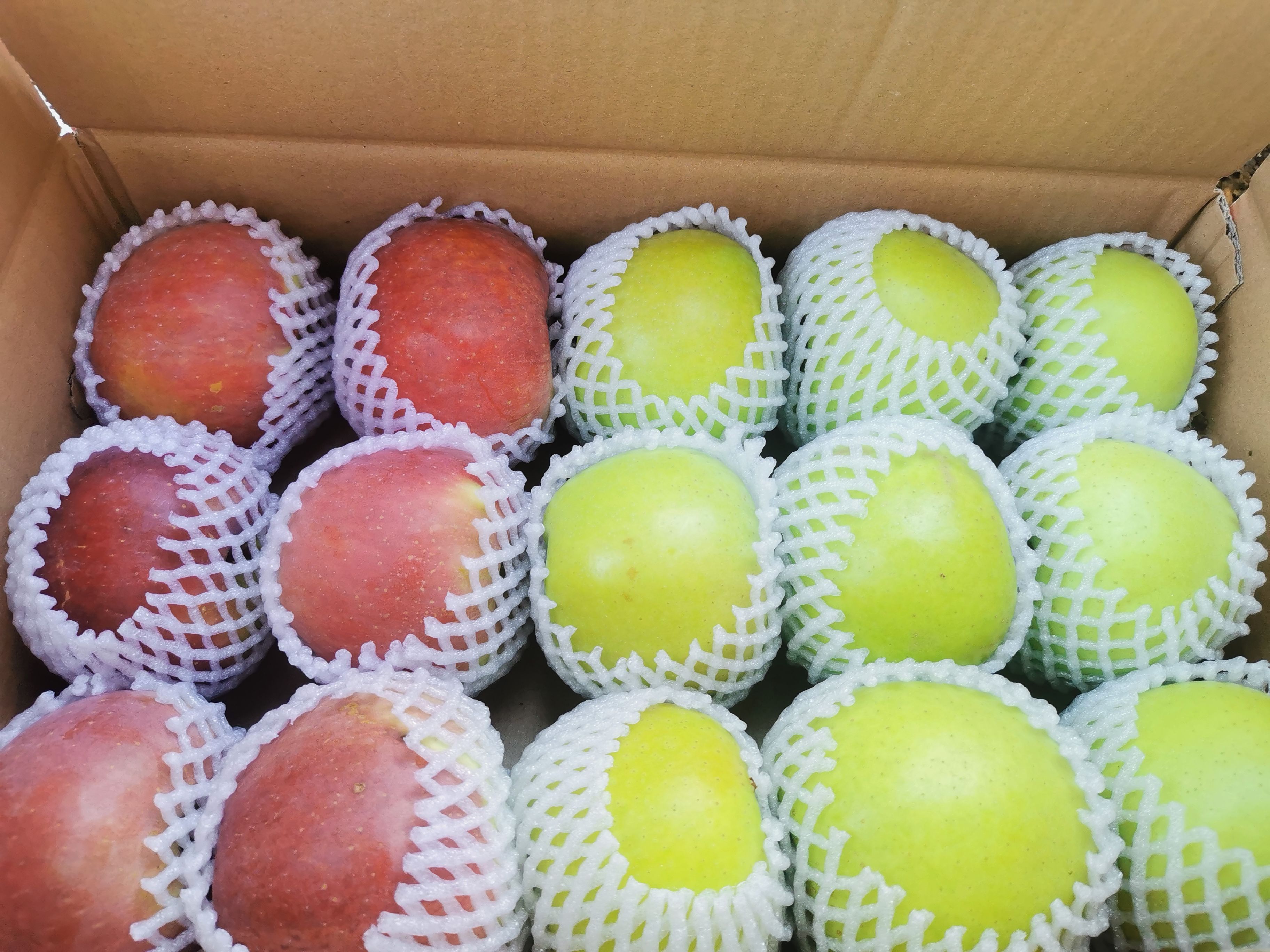 大凉山盐源脆甜青红