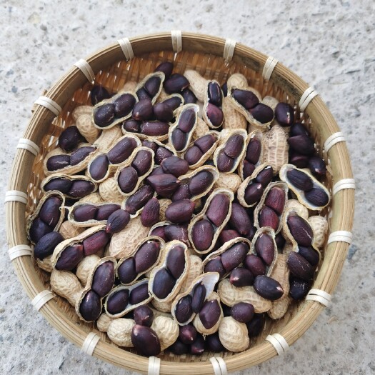 丰都重庆市丰都县青双黑花生源头生产基地颗粒饱满，无空壳，保证质量
