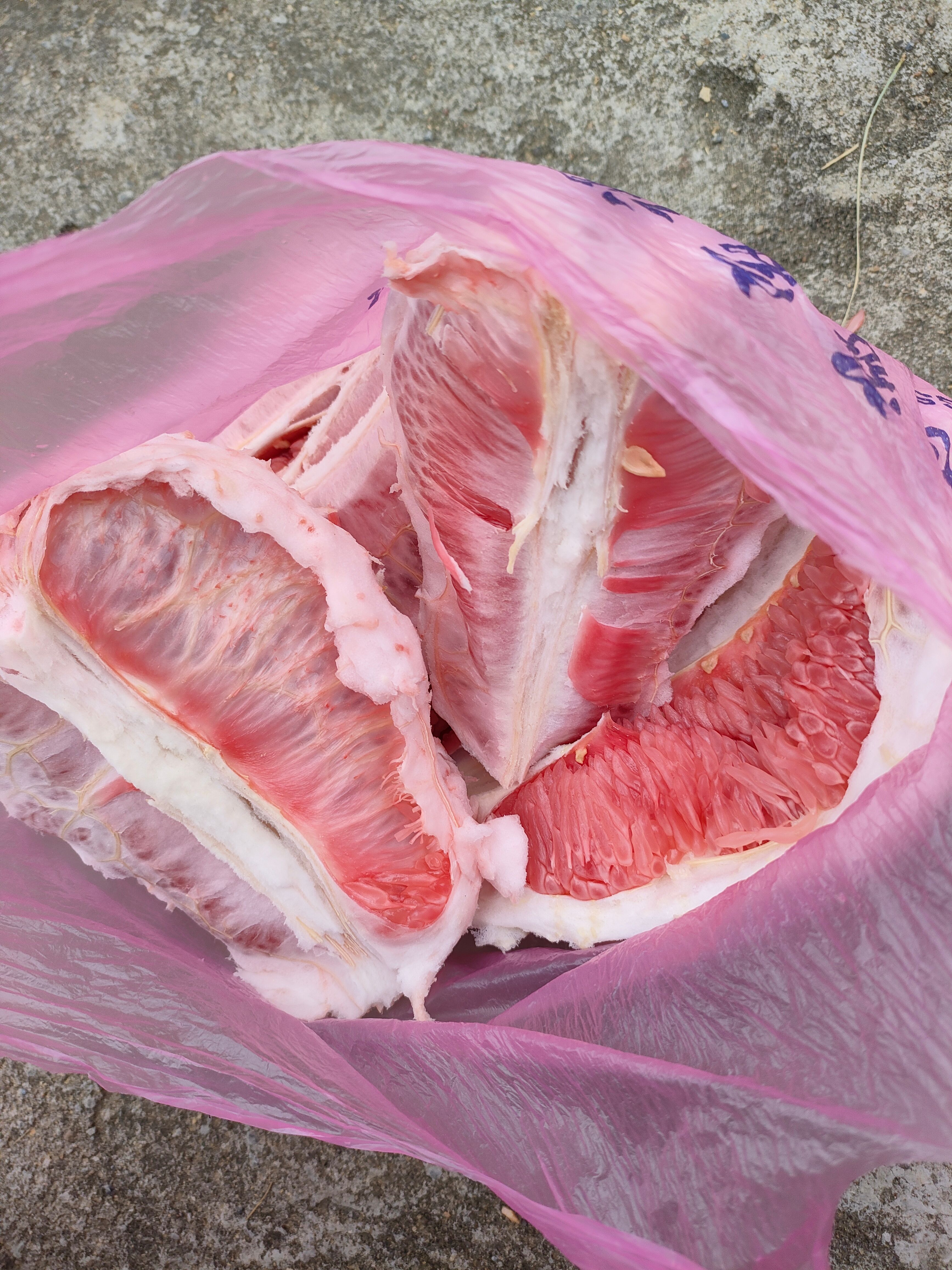 （精品）广西三红蜜柚，袋子装，新鲜上市，皮薄肉厚，甜度高