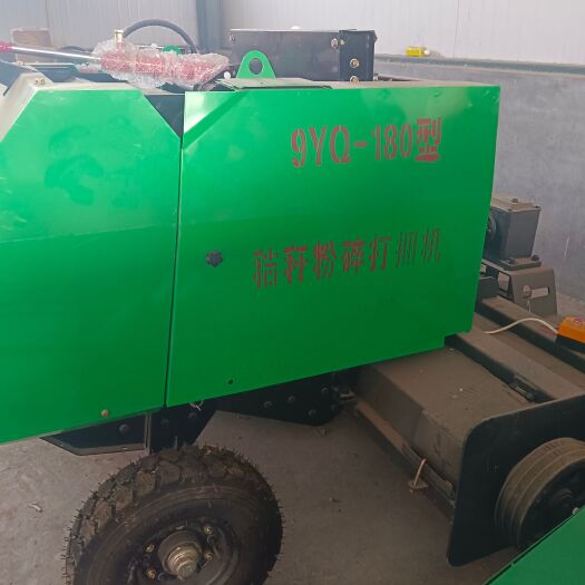 郓城县9YQ-180型圆草捆打捆机，50马力就可以带动适合小养殖户