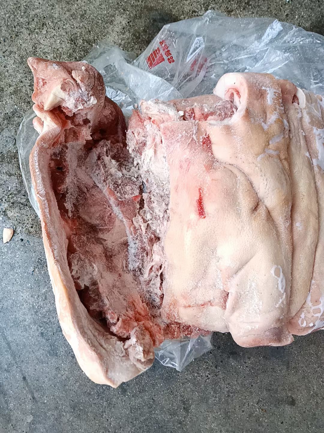 国产去骨去耳猪头肉