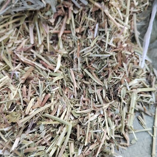 延津县花生秧草