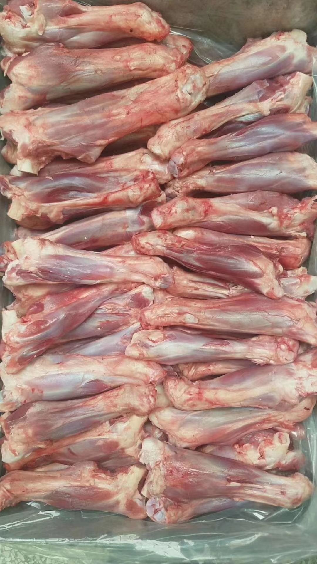 羊副产品，羔羊前腿，羊骨，8量左右一个，肉嫩适合电商团购烧烤