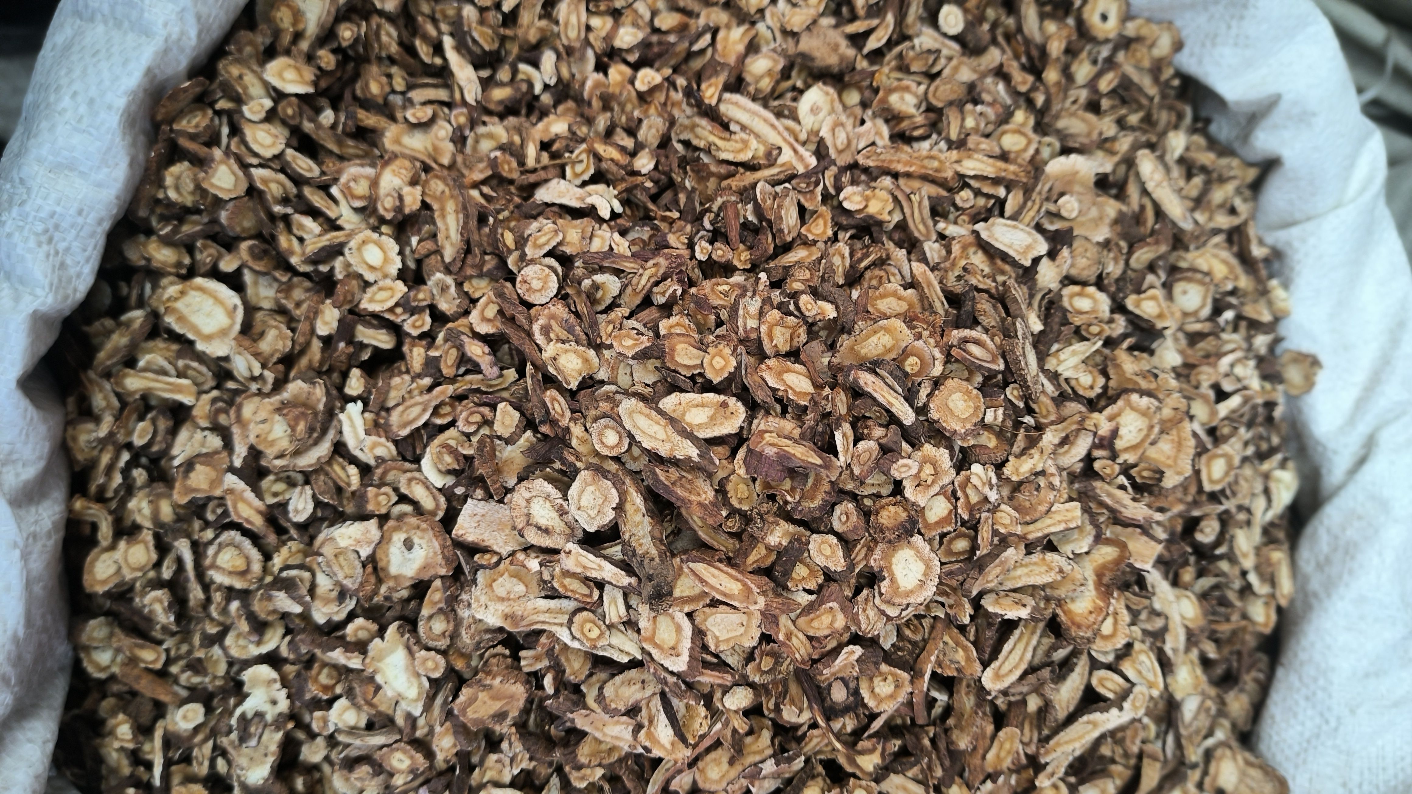 前胡 优质选片 无硫质量保证 批发零售各种中药材量大从优