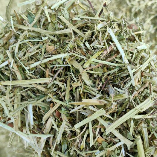 正阳县厂家直销优质花生秧秸秆、牛羊草料、兔鹅草粉