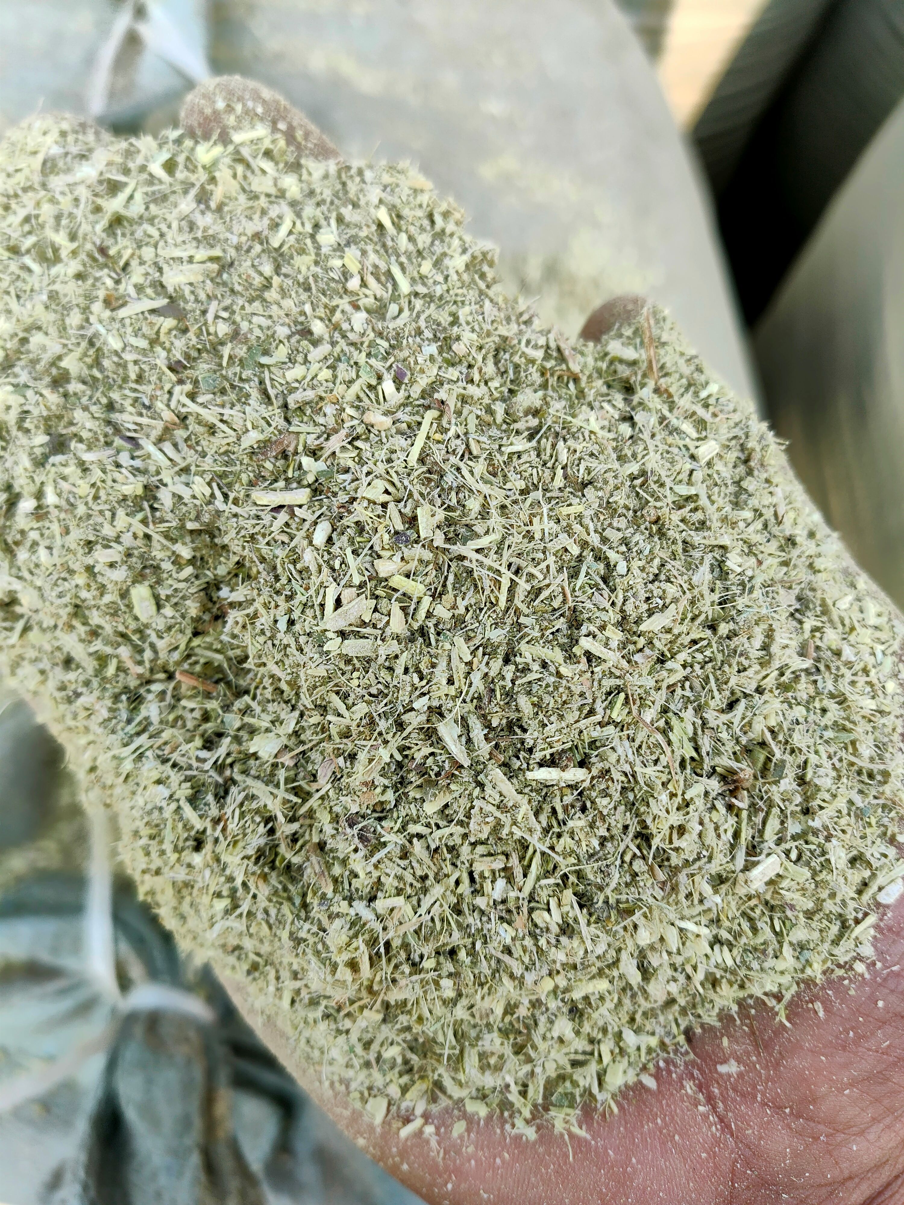 干草  秸秆草料花生秧、花生秧草段、花生秧草粉、花生秧颗粒