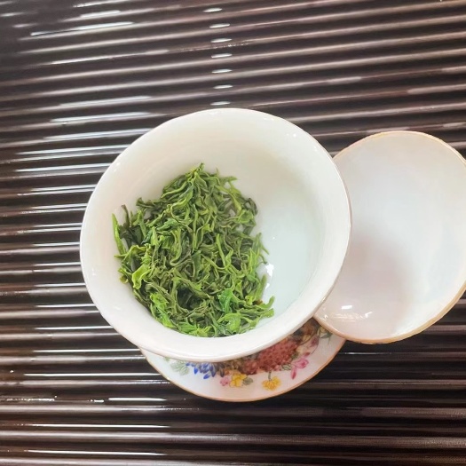 桂平市专业种植，批发，零售各种茶叶。