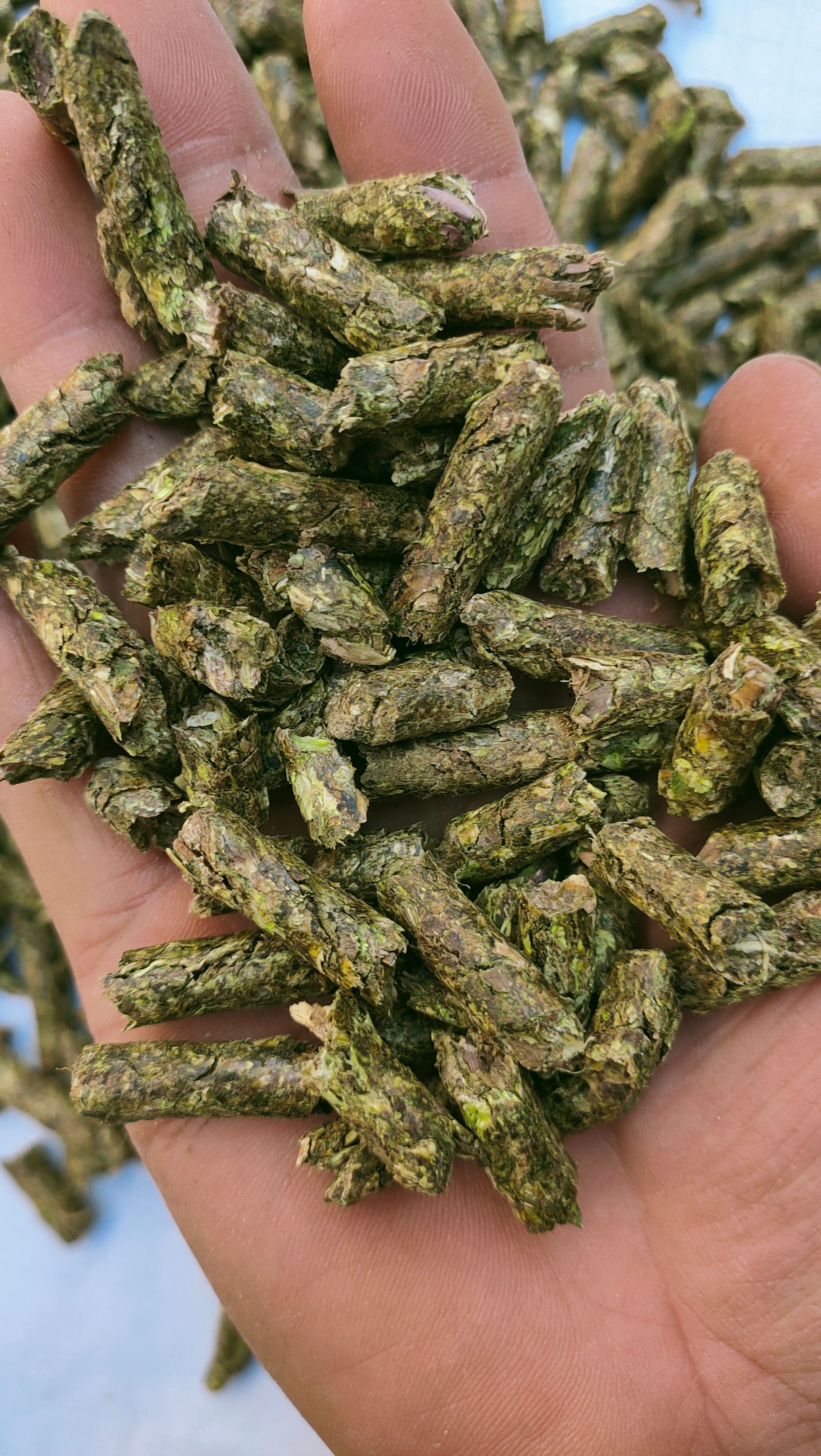 干草  秸秆草料花生秧、花生秧草段、花生秧草粉、花生秧颗粒