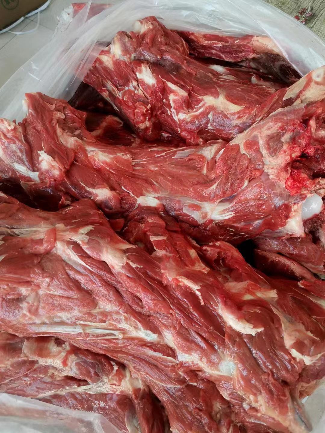 满肉牛脖骨