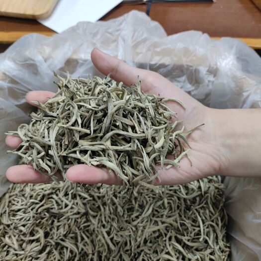长沙云南白茶2022年头采白毫银针白月光