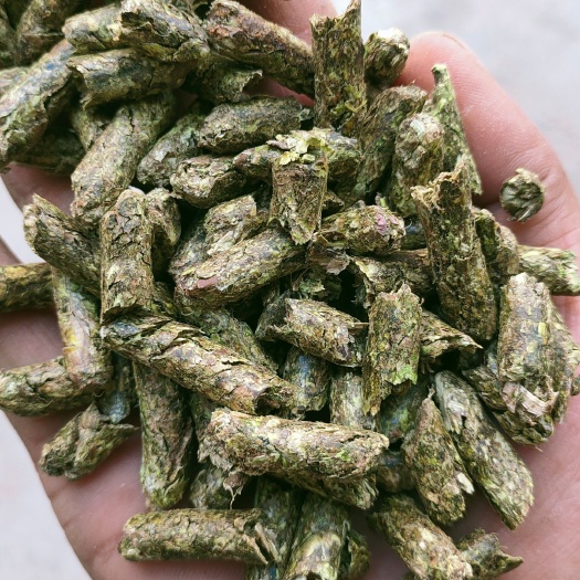 正阳县干草料、花生秧草料、马牛羊草料 干牧草