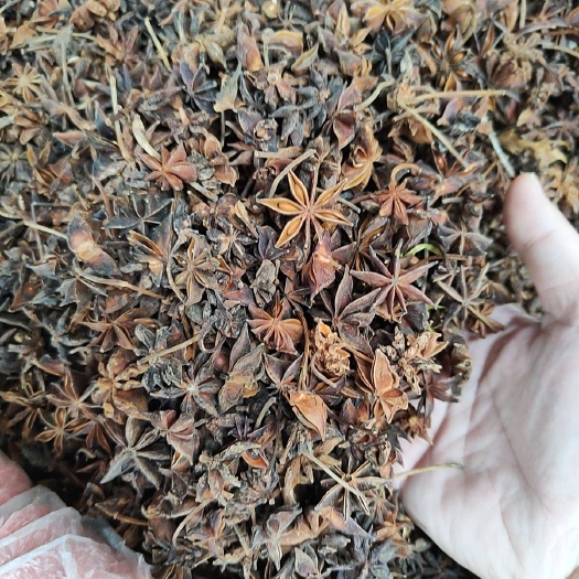 长沙出售八角桂皮花椒胡椒等各类香料系列，长沙周边包送，可开发票。