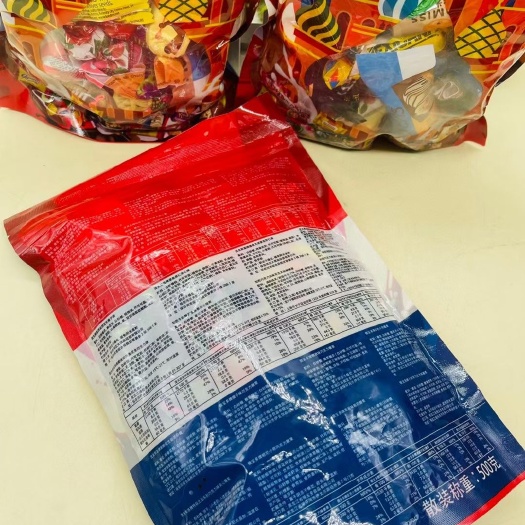 绥芬河市俄罗斯巧克力糖果KDV紫皮糖混合装年货散装喜糖零食