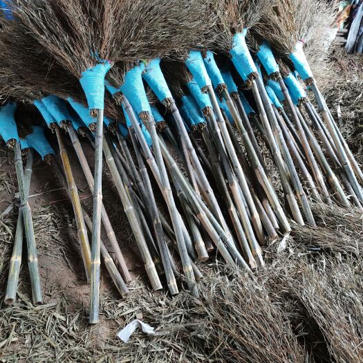 龙游县竹扫把扫帚带叶家用工厂马路水泥地耐用户外庭院工地地摊环卫所。