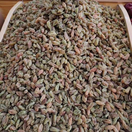 绿香妃葡萄干 香甜可口 果肉饱满