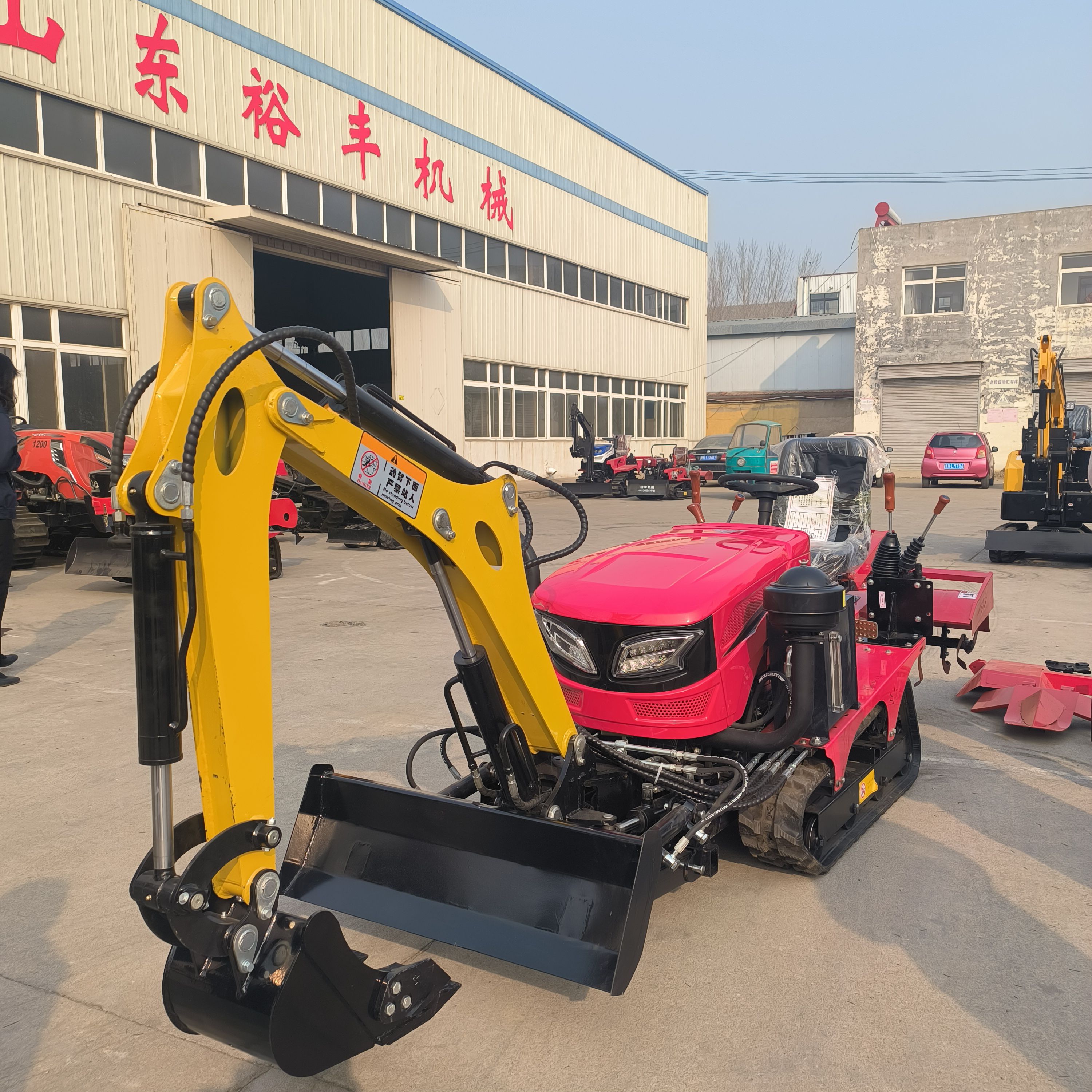 35马力旱地高配版履带旋耕机小微挖适用于果园大棚