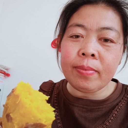 胖妹家红薯苗品种多，成活率高，自然凉晒