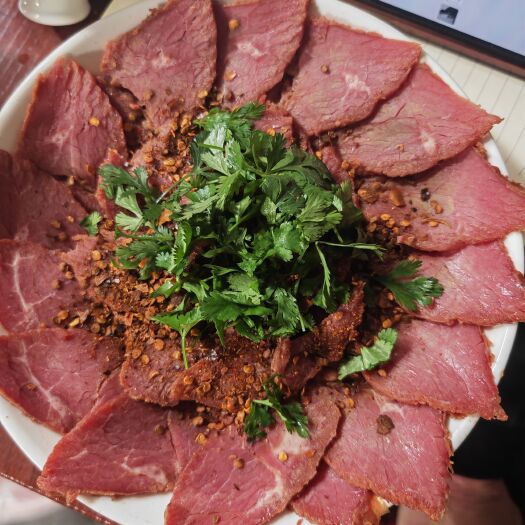卤牛肉，酱牛肉，饭店食材