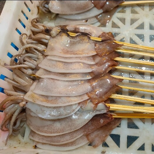 荣成市铁板鱿鱼串，规格齐全
