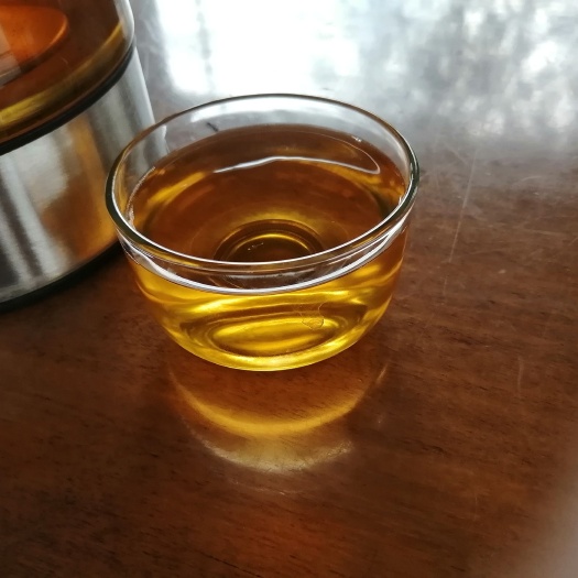 宁洱县普洱茶，大叶烘青，2025年头春，口感好，汤色清亮