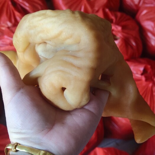 阳信县酱香羊脸皮，源头工厂，厂家直销，货源充足稳定，价格合适。