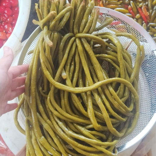 重庆市老坛酸豆角批发商用泡豇豆开胃菜下饭菜泡菜腌