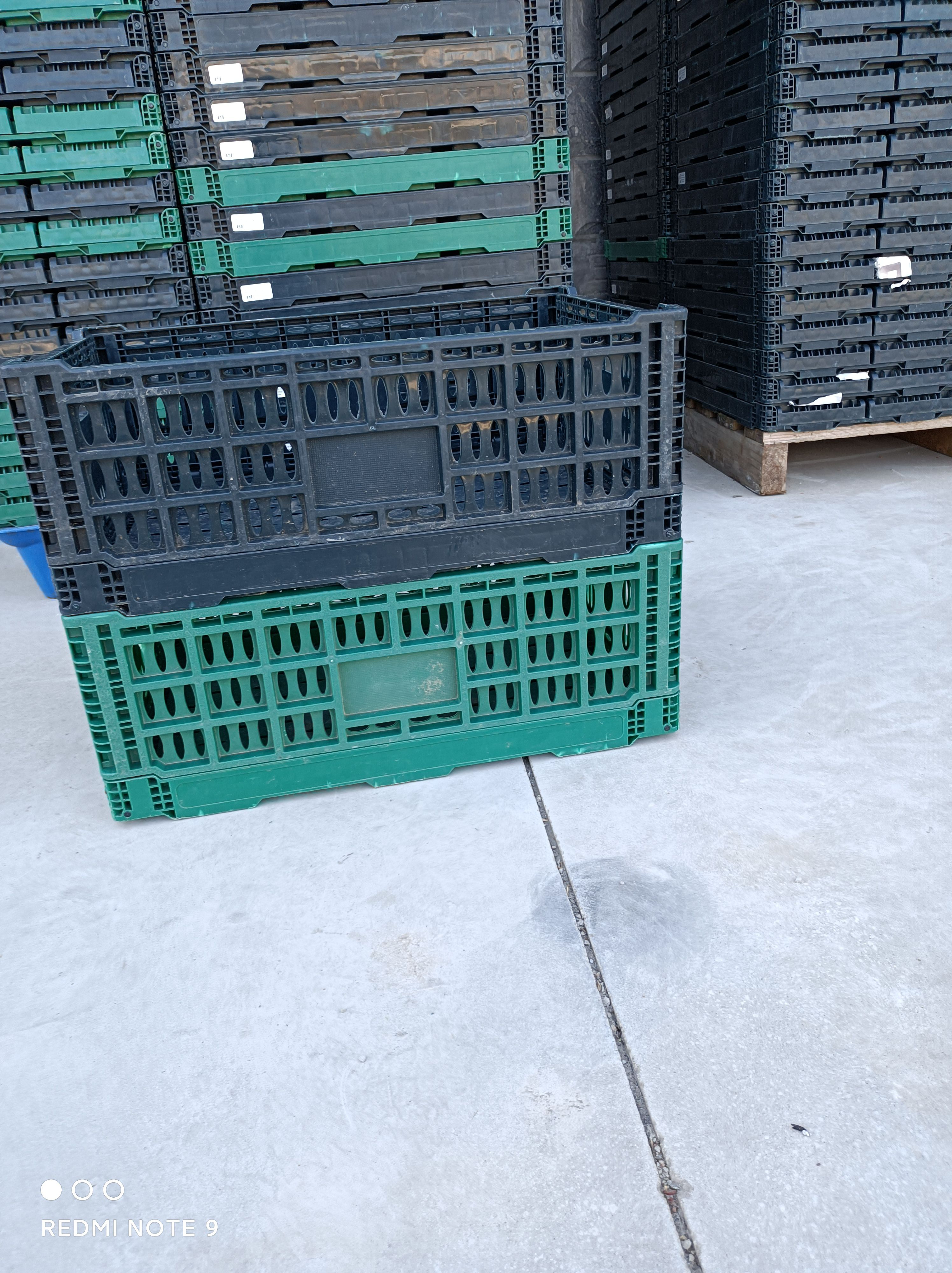 塑料折叠筐，适用于果蔬批发生鲜配送等冷库周转