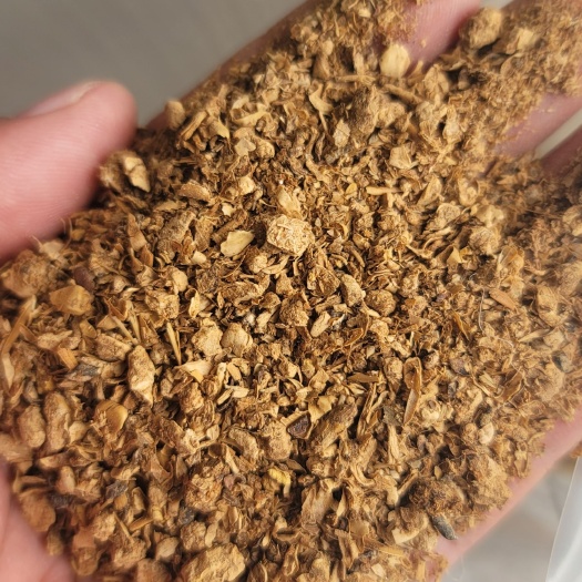 濮阳县晒干金针菇渣